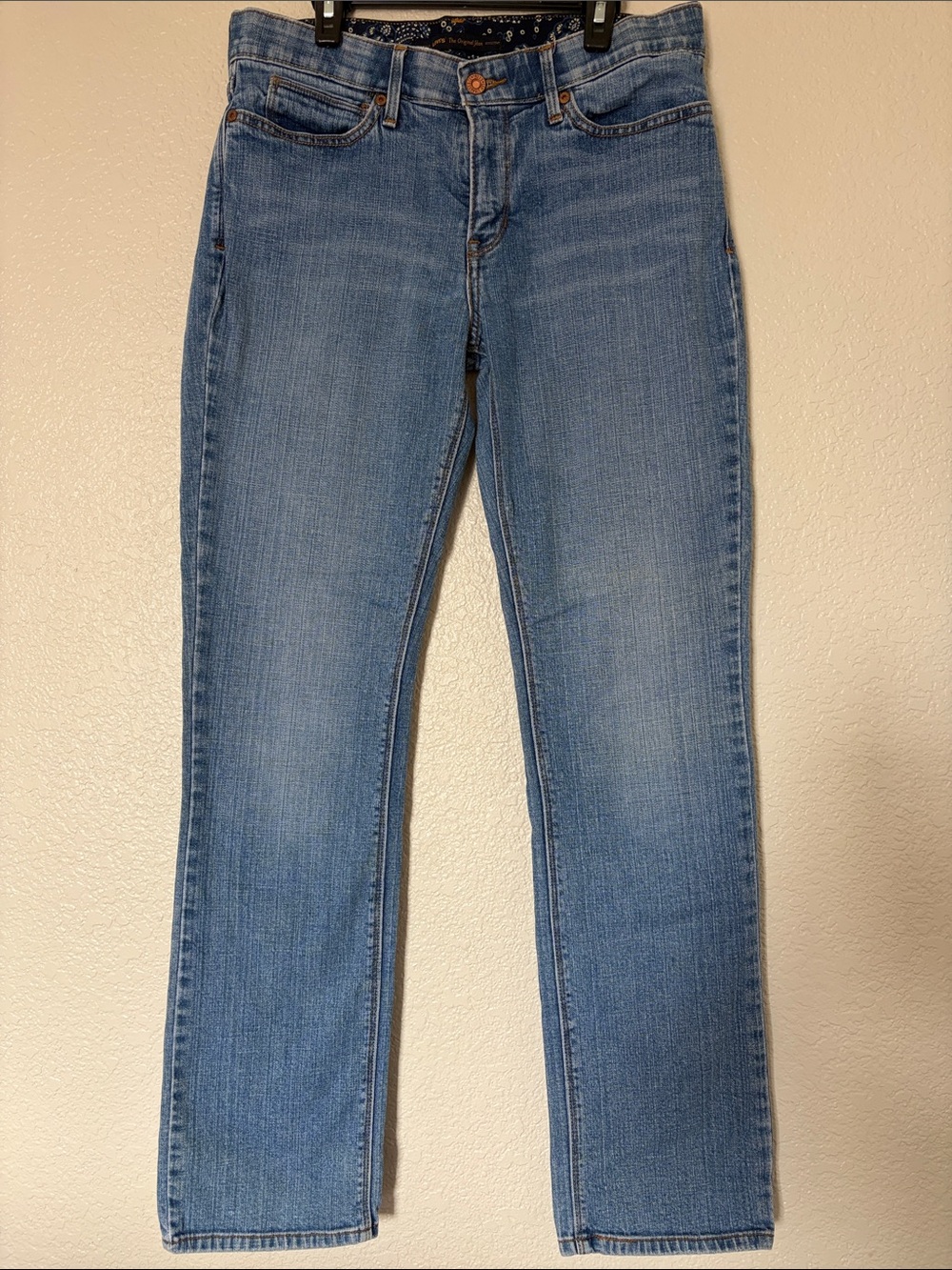 Levi's 525 Percent Waist Straight-Leg Jeans